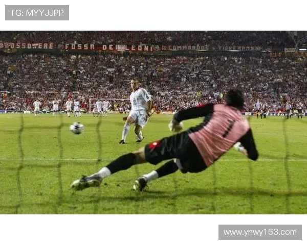 《天下足球》回顾2002年欧冠决赛的经典瞬间